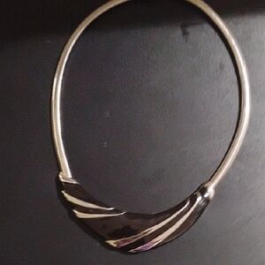 Elegant Black and Silver Necklace